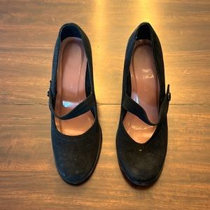 Vintage genuine leather black shoes size 8